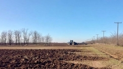 На Ставрополье продолжаются осенние полевые работы