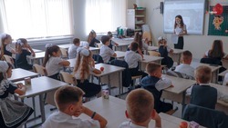 Глава Андроповского округа напомнила землякам о ежегодной компенсации на школьников