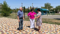 Территорию ДК в селе Андроповского округа преображают по губернаторской программе 